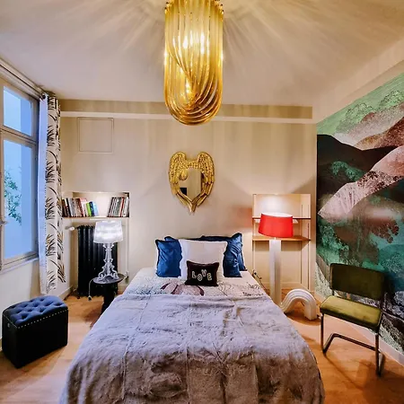 Luxueux, Centre-ville Apartmán *